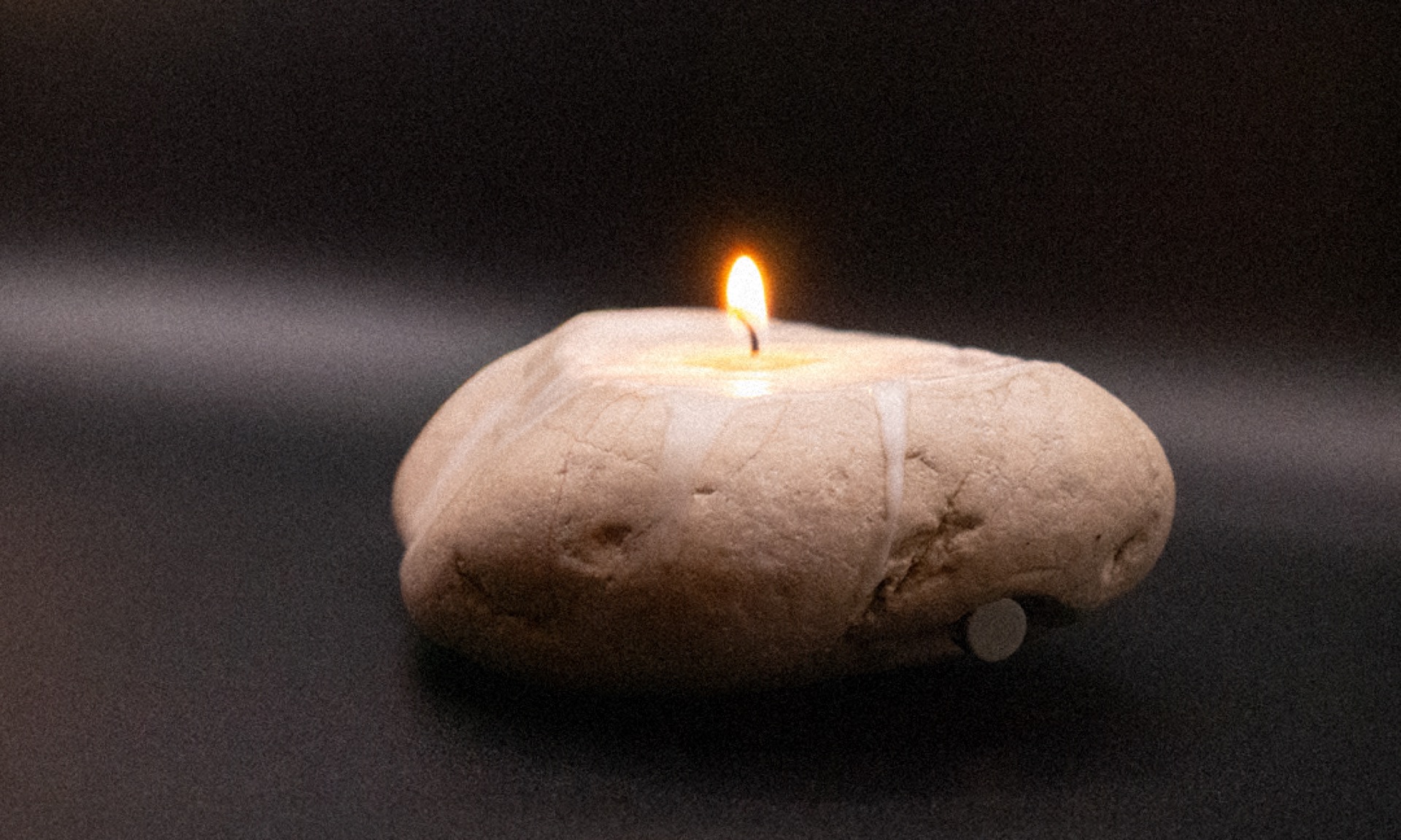 LIGHT AS A ROCK - detail